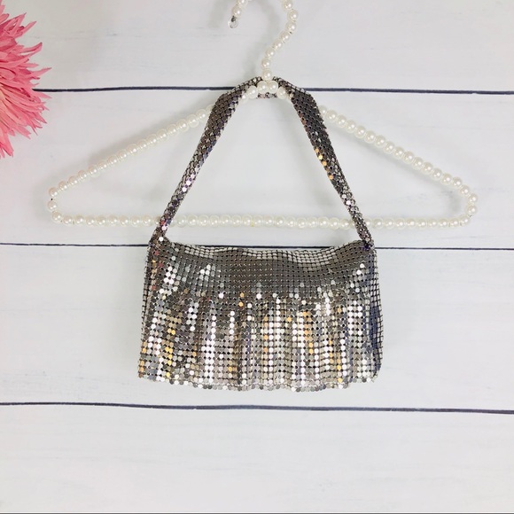 Liz Handbags - LIZ | Silver Metal Evening Bag- 640